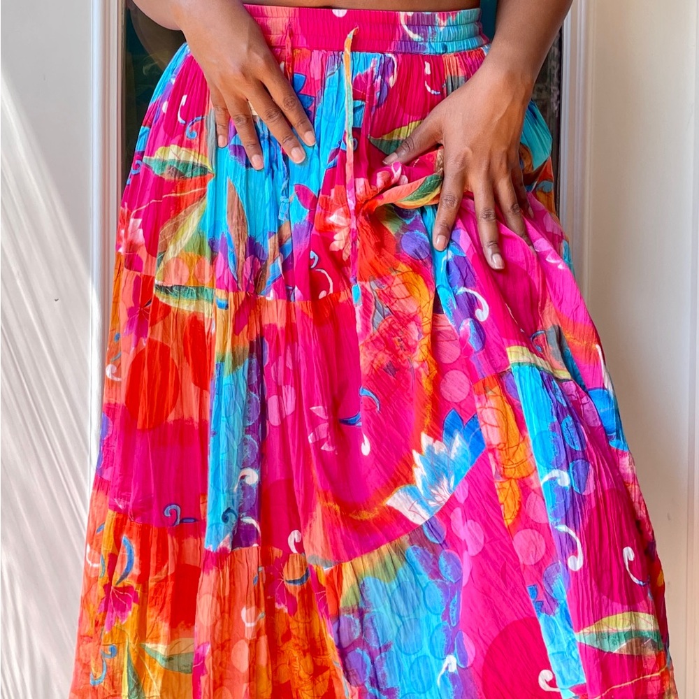 Colorful Pleated Midi Skirt for Summer Nights